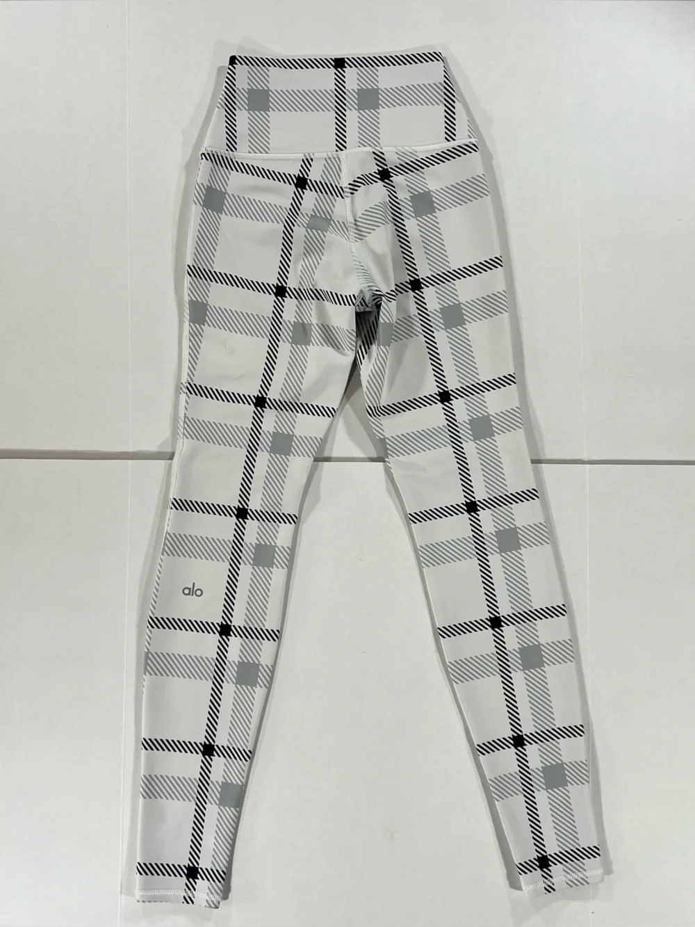 Alo High Waist Airlift Magnified Plaid Legging Ivory Black Tartan Leggings Small